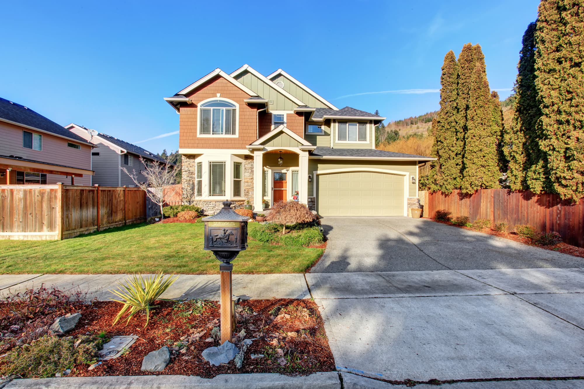 Exterior Winchester 3